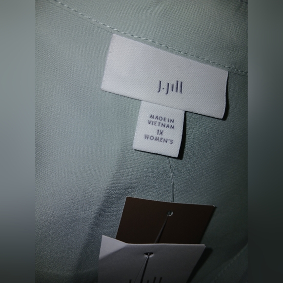 NWT Womens J.Jill button down blouse - Picture 8 of 9